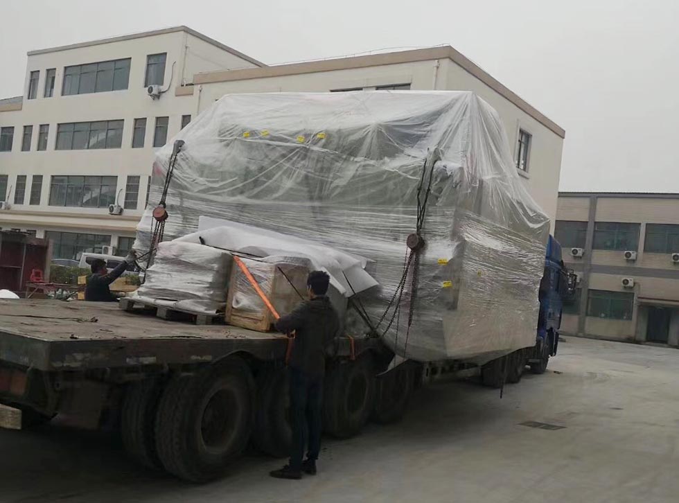 500噸閉式雙曲軸精密沖床發貨