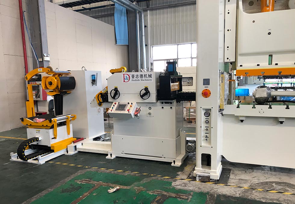 沖床自動化生產線